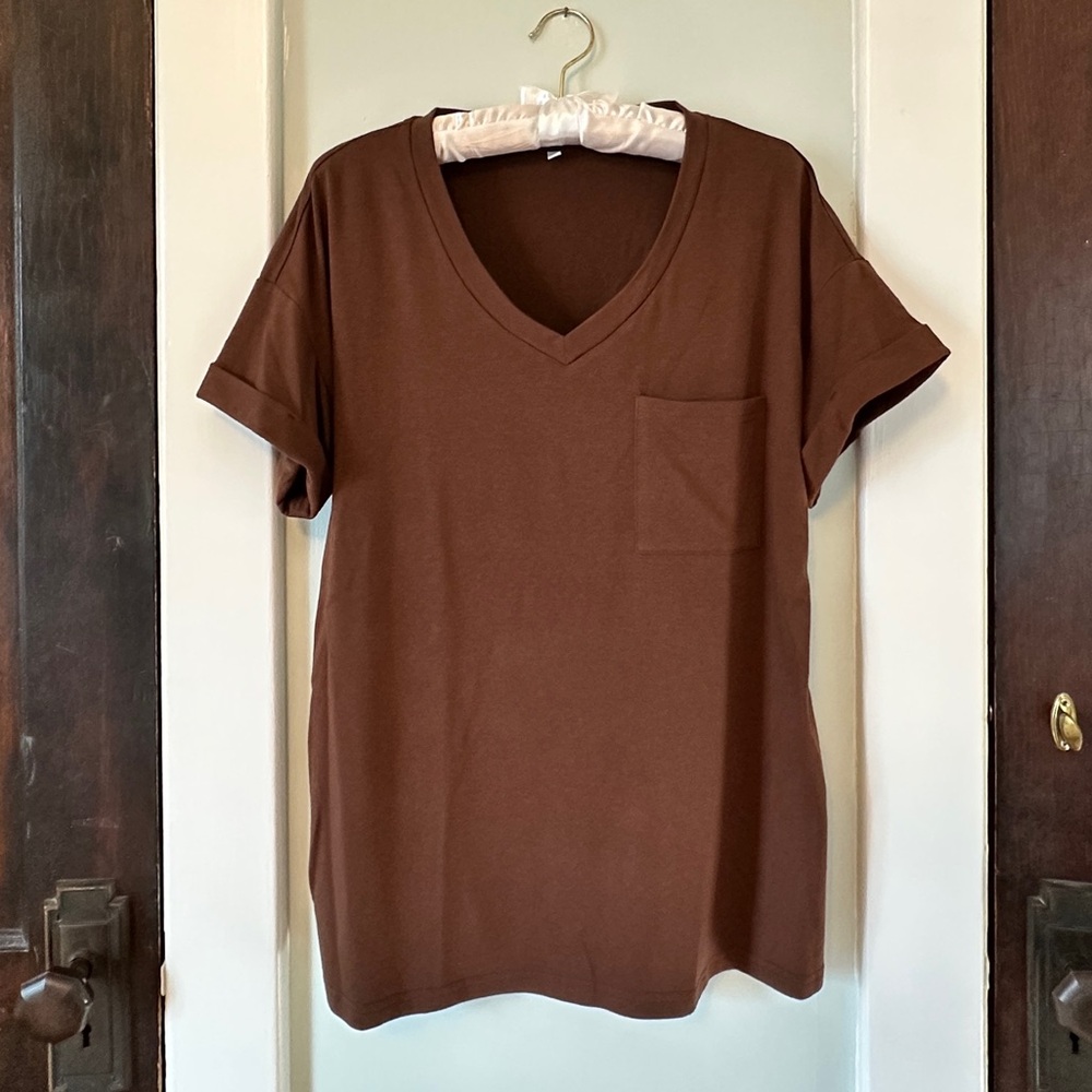 Basic Brown V-Neck women’s slightly Oversized T-Shirt, size medium #0054
